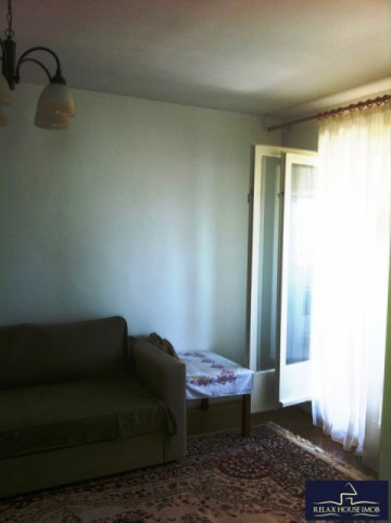 apartament-cu-4-camere-confort-1-decomandat-in-ploiesti-zona-sud-bloc-gioconda-3